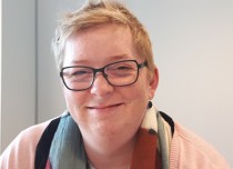 Foto: Redax. Christina Colclough på Uni Europa undrar vad som händer med samhället om vi ständigt ska tävla med varandra. Vad händer med innovationen och med samarbetet?